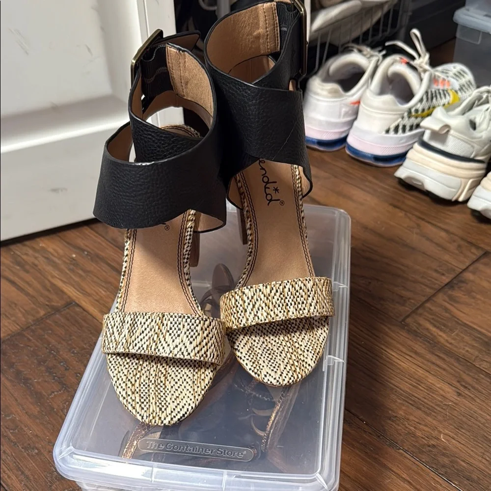 Splendid Black and Tan Heeled Sandals with Chunky Heel - Picture 3 of 6